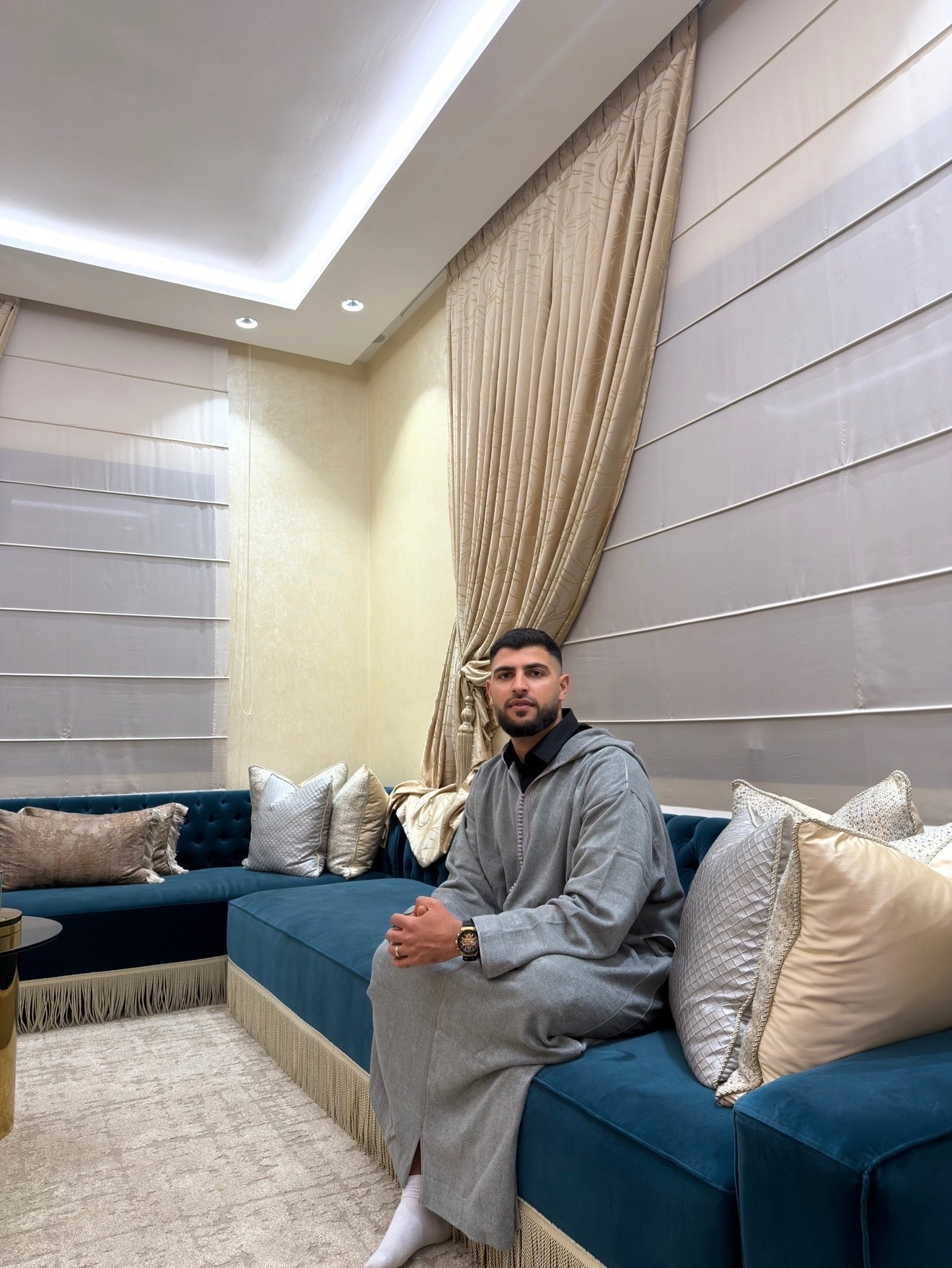 Djellaba Hivernale Gris – Mlifa Cachemire Premium